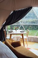 The Little Retreat