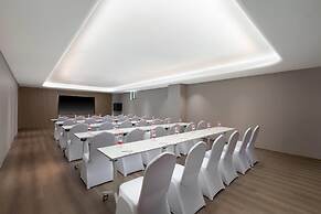 Days Hotel By Wyndham Leshan Downtown
