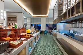 Days Hotel By Wyndham Leshan Downtown