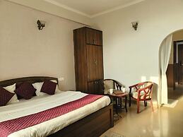 The Pine Oak Resort