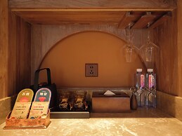 Rizamat Manor Bed&Breakfast