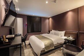 AVENUE S HOTEL