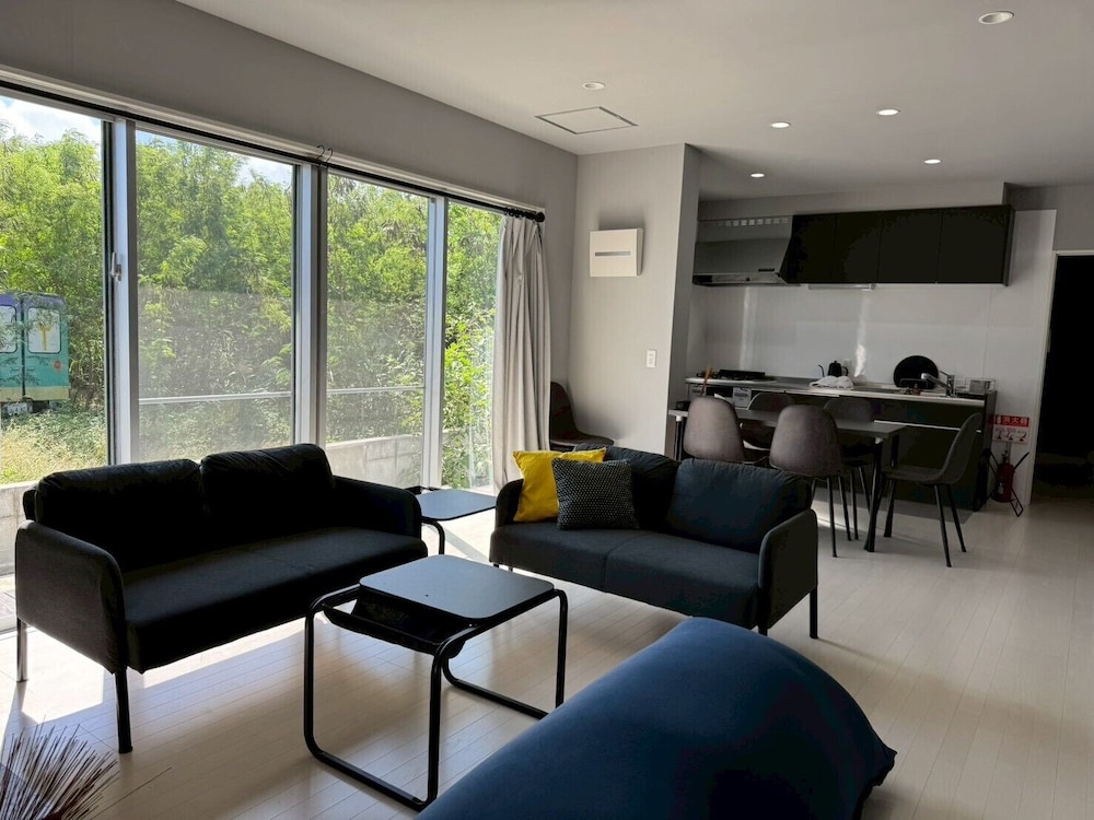 Suzuiro House