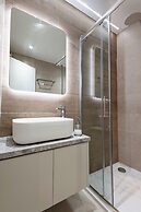 Luxury Marina Beach Stay