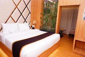 HOTEL IMPERIAL INN