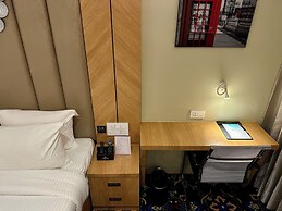 HOTEL IMPERIAL INN