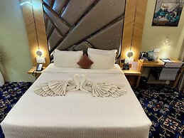 HOTEL IMPERIAL INN