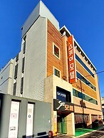 Sky Motel