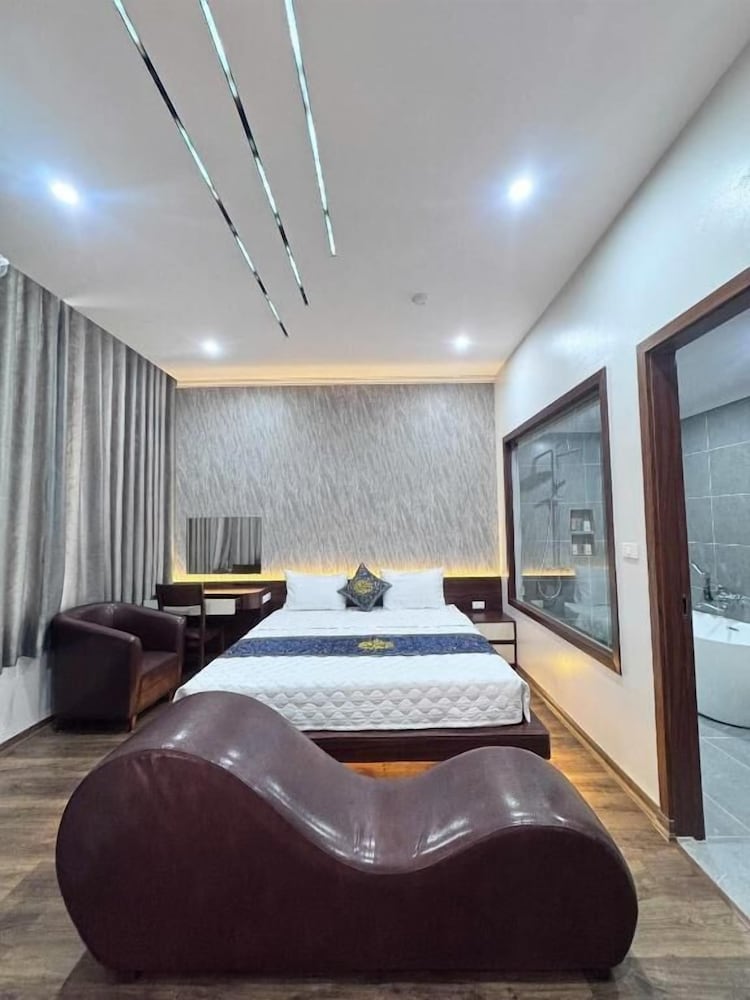 Hoang Gia Luxury