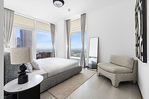 Luxury Suite Canal Views Infinity Pool