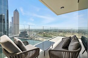 Luxury Suite Canal Views Infinity Pool