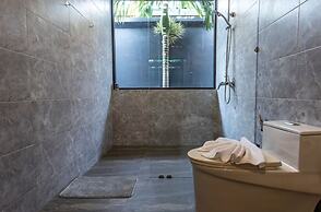 Tropical 3BR Escape Pool Style V90