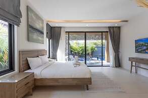 Tropical 3BR Escape Pool Style V90