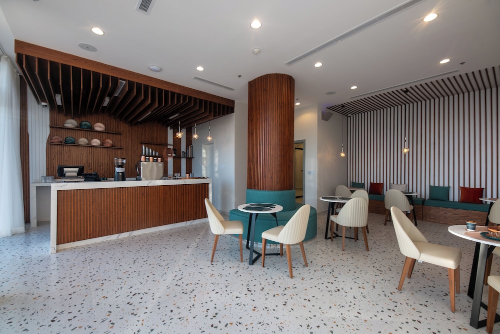 Neema Hotel Apartment