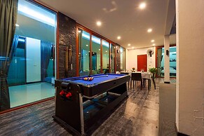 Beautiful 4-Bedroom Pool Villa BL9
