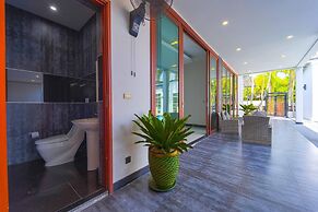 Beautiful 4-Bedroom Pool Villa BL9