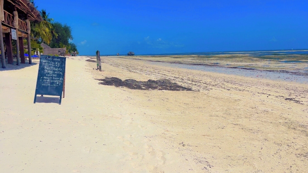 Suda Beach Lodge