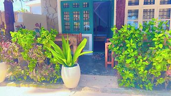 Suda Beach Lodge