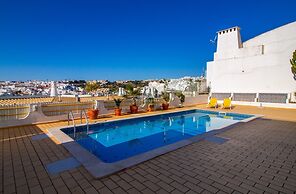 Downtown Apartment - By D`alma Portu