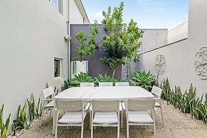 Walk to Beach Coastal Home in Coogee