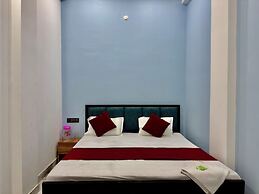 Hotel radha Aradhya Sadan