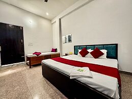 Hotel radha Aradhya Sadan