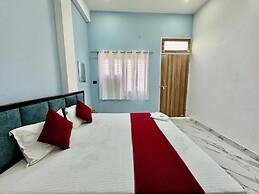 Hotel radha Aradhya Sadan