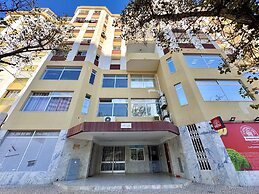 Quarteira Central 3 by Homing