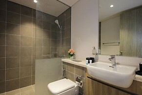 Luxurious 4BR Villa with Private Garden
