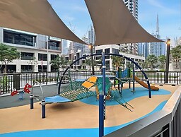 Elegant 3BR Canal & Burj Khalifa Views