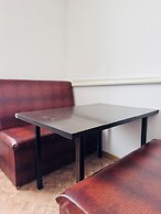 Arashan Hotel