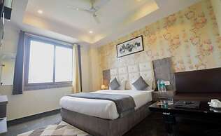Fairvacanze Lucknow City Centre