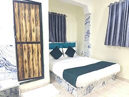 HOTEL GLOW STAR