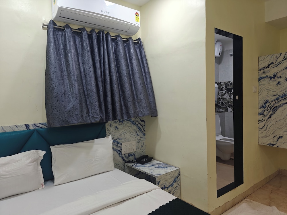 HOTEL GLOW STAR