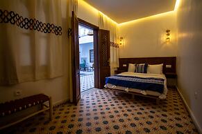 Riad Jo