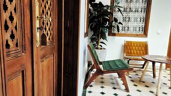 Riad Jo