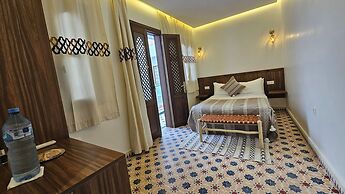 Riad Jo