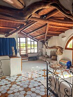 Romantic Suite Apt.21