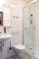 NECKARWESTHEIMER Hotel