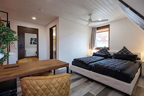 NECKARWESTHEIMER Hotel