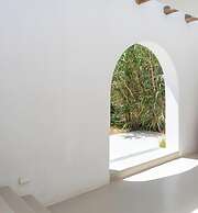 Hotiday Mykonos South Coast