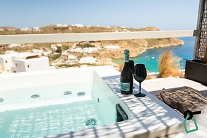 Hotiday Mykonos South Coast