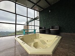 La Villa The View