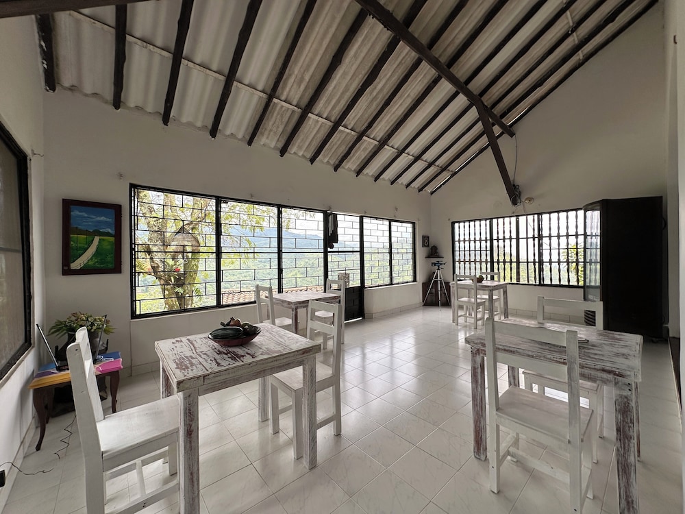 La Villa The View