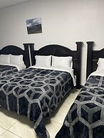 Hotel Plaza Berrendo