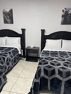 Hotel Plaza Berrendo