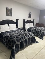 Hotel Plaza Berrendo