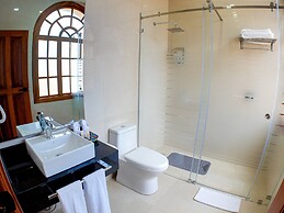 Circasiana Palace Hotel Boutique