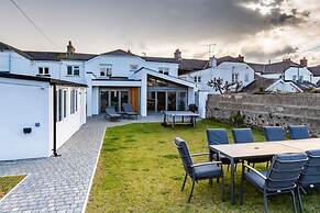 1 Bossiney House in Cornwall