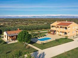 Villa Maja